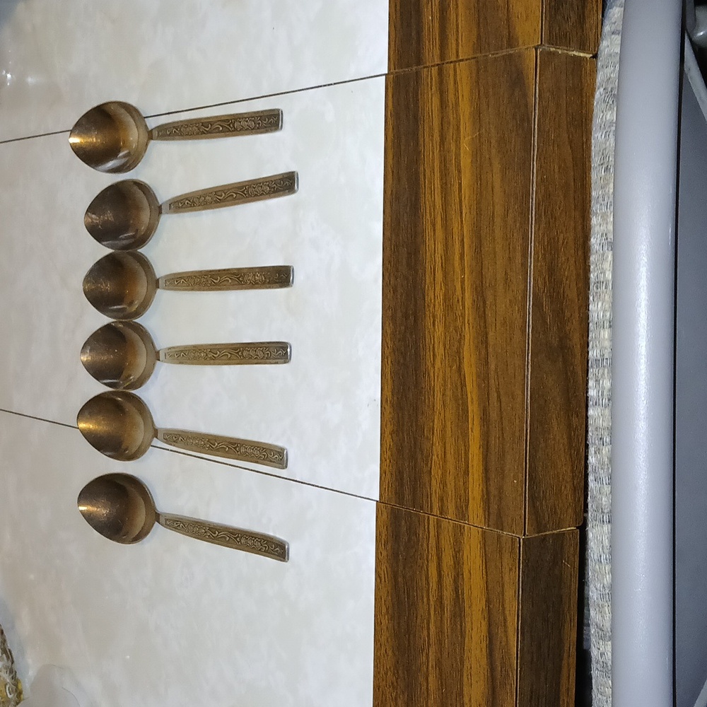 Silver table spoons.
